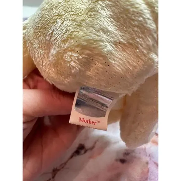 Mother Beanie Baby - Celebrate Mom with Cuddly Love! - Picture 3 of 3